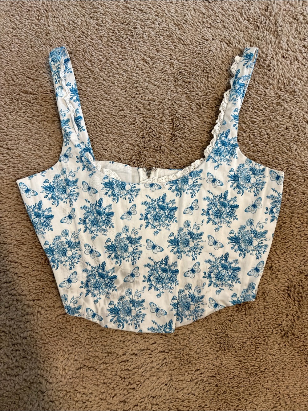 With Jean Blue Floral Print Cropped Tank Top